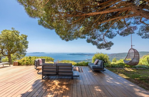 Le Lavandou Villa | 360° Seaview/La Cataline