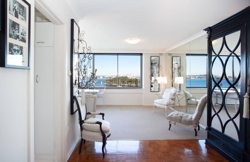 Sydney Apartment | 360° Waterfront Furnished Home next to Taronga Zoo with BBQ+Pool+Parking