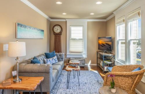Pacific Grove House | 3788 The Seagull's Nest home