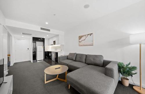 Toowong Apartment | 38 High St - Premium Executive in Heart of Toowong