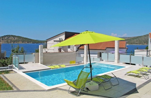 Razanj Apartment | 38 m² Apartment ∙ 1 bedroom ∙ 4 guests