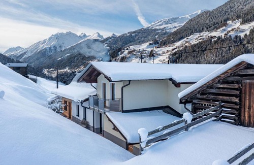 See Apartment | 38 m² Apartment ∙ 2 bedrooms ∙ 4 guests