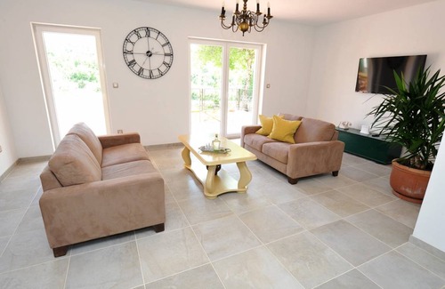 Trilj Villa | 380 m² Villa ∙ 5 bedrooms ∙ 10 guests