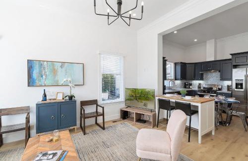 Pacific Grove House | 3814 Surf's Up! home