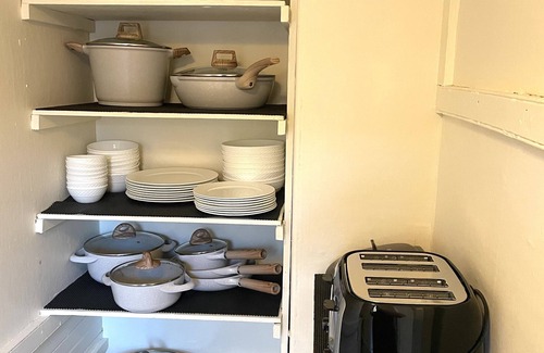 Ipswich Apartment | 3B apt Downtown Ipswich