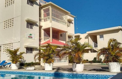 La Esplanada Apartment | 3BD/2BTH near main Sosua supermarket. Quiet residence with pool/TV/BBQ/Wi-Fi
