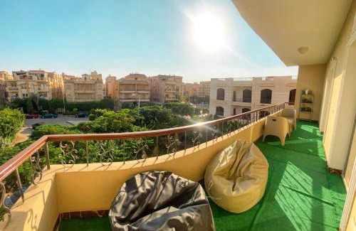 The 5th Settlement Apartment | 3BD Apartment in a family house with garden view