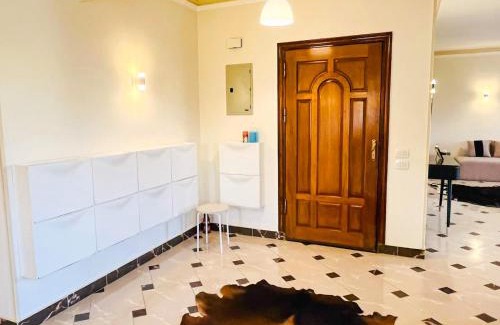 The 5th Settlement Apartment | 3BD Apartment in a family house with garden view