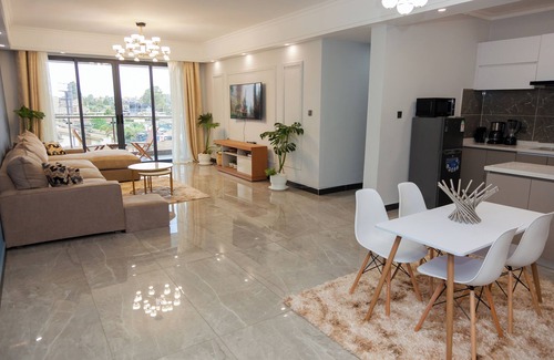 Kilimani Apartment | 3BD Luxury Apt in Kilimani