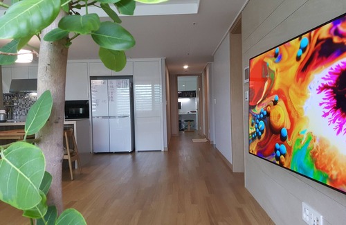 Jungnim-dong Condo | 3Bed 2Bath Condo, Seoul Tower View, 400m from Seoul Station