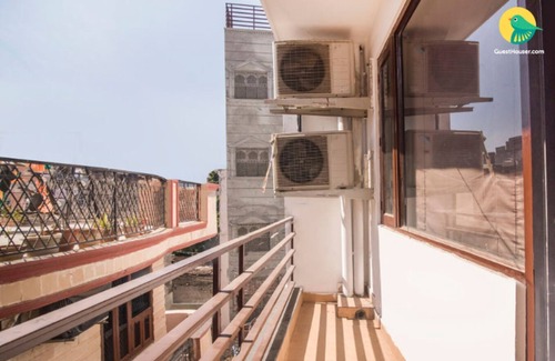 Sat Bari Apartment | 3BHK Apt. for Short/Long Stay at Chattarpur New Delhi