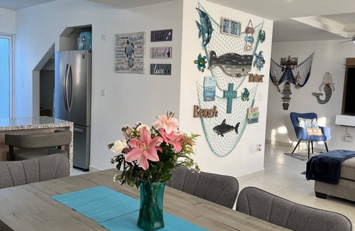 Rosarito House | 3BR 10 Guest with Pvt. Jacuzzi 2 pools Gated Comm. Security 24-7 AC