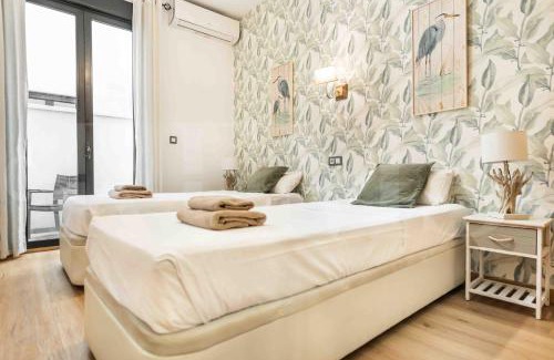 La Merced Apartment | 3BR apartment with parking and patio in the center by REMS