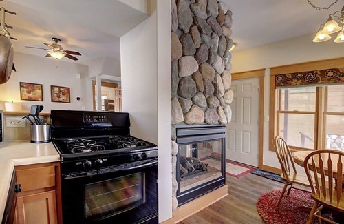 Granby Cabin | 3br cabin on Fraser River, Fish, Ski, Hike, Golf
