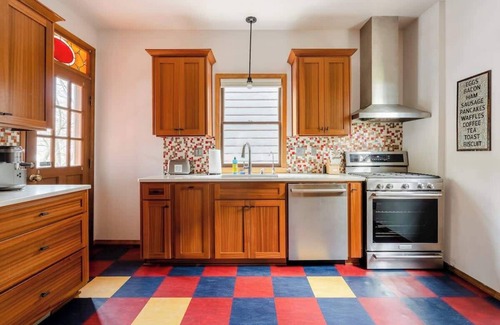 Goose Hollow House | 3BR Craftsman Vintage Charm Great Location