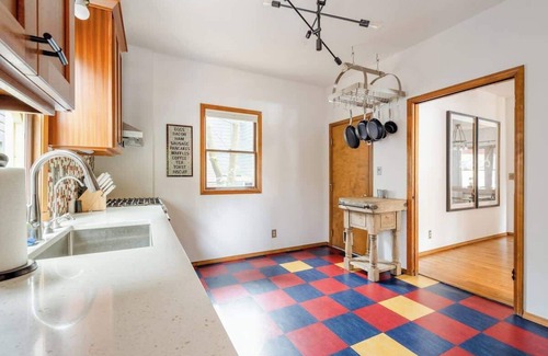 Goose Hollow House | 3BR Craftsman Vintage Charm Great Location