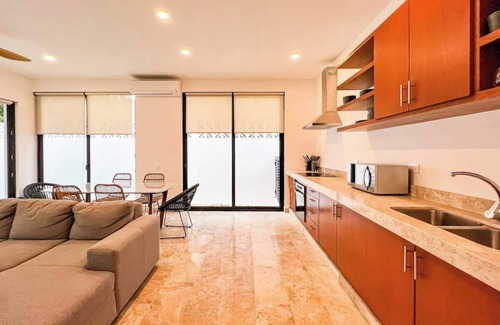 La Veleta House | 3BR House | Private Pool & Grill, Perfect Location