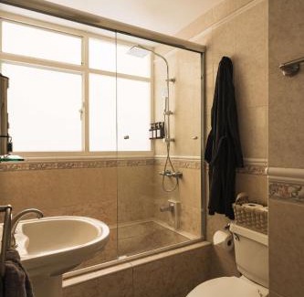 Hipodromo Apartment | 3BR in Condesa w Balcony, Roma Across St
