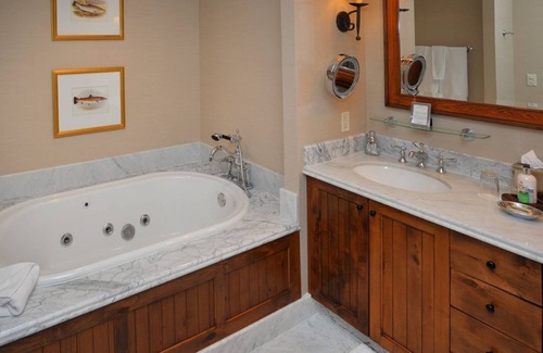 Avon Condo | 3BR - MOUNTAIN VIEW - RESIDENTIAL SUITE - TIMBERS BACHELOR GULH CLUB