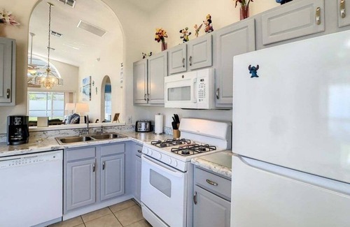 West Kissimmee Villa | 3br Pool Home In Indian Creek, Close To Disney 3 Bedroom Villa