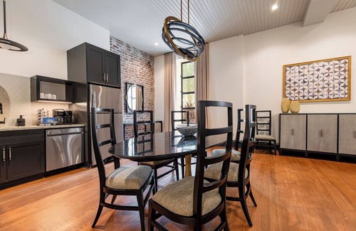 Central Business District Hotel | 3BR Stunning Stay 2 Blocks from Bourbon St | The Mayfair