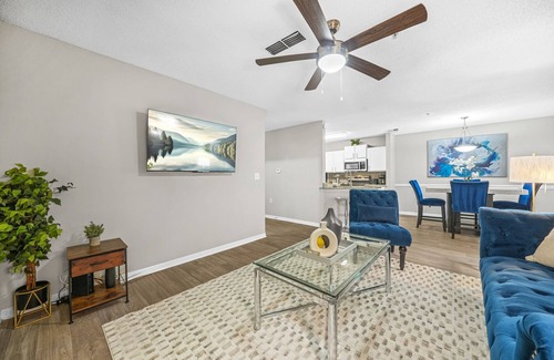 Athens Apartment | 3BRLux, UGA + Downtown Athens Game Weekend Ready
