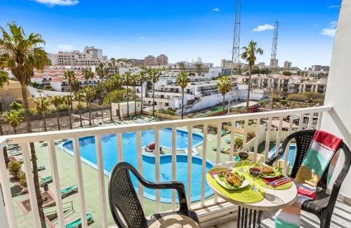 El Madronal Apartment | 3E. Charming Apartment in Las Americas
