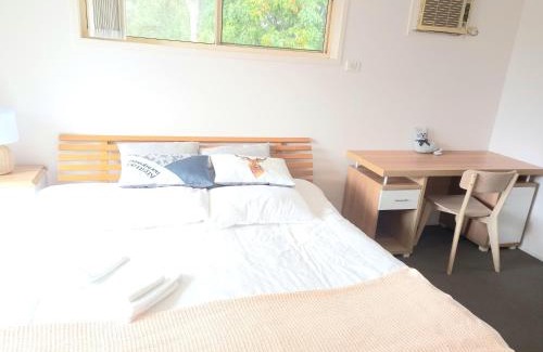 Runcorn House | 3mins walk to shopping centre&city bus, airport