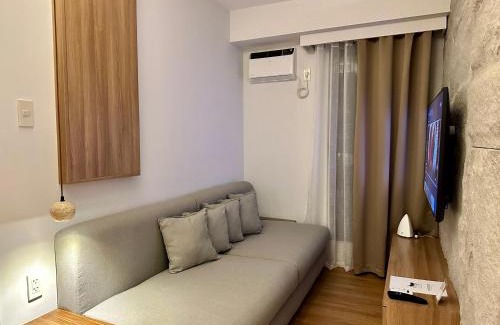 Highway Hills Apartment | 3O2S by Nagomi Living - Mandaluyong, the heart of Metro Manila