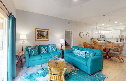 Bahama Bay Condo | 3rd floor condo w/restaurant, balcony, near theme parks, sauna, shared pools