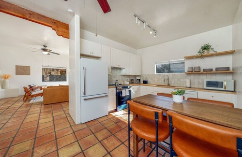 Tucson Apartment | 3rd St House (Kathryn & Joey)