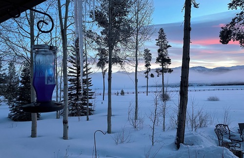 Tabernash Cabin | 4 Acre Luxury Log Cabin Minutes from Skiing, Fishing, Biking, Golf, and Boating