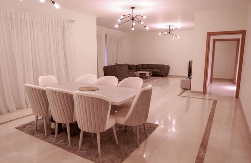 New Cairo Apartment | 4 BDR Apt. - Boulevard Mivida