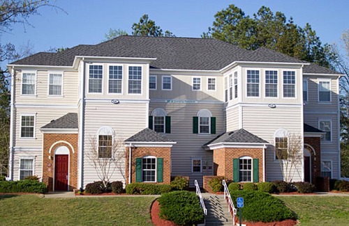 Berkeley Condo | 4 BDRM SLEEPS 12* 2 LIVING RMS, 2 KITCHENS, 4 BATHRMS, INDOOR/OUTDOOR POOLS, SPA