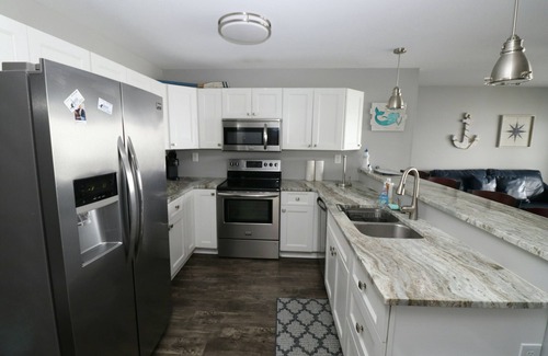 Put-in-Bay Condo | 4 Bed/3 Bath - 1 Mile to Downtown, Perfect for your Island Getaway