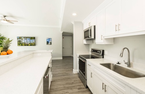 Meadows Condo | 4-Bed 4.5 Bath Condo @ Bayfront Suites - NO CLEANING FEE (Non-Waterfront)
