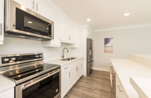 Meadows Condo | 4-Bed, 4.5 Bath Condo & Bayfront Suites - NO CLEANING FEE (Non-Waterfront)