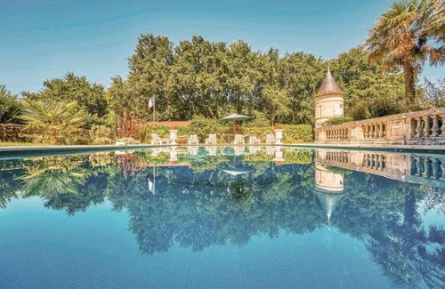 Saint-Vivien-de-Medoc House | 4 bedroom accommodation in Saint-Vivien-de-Medoc