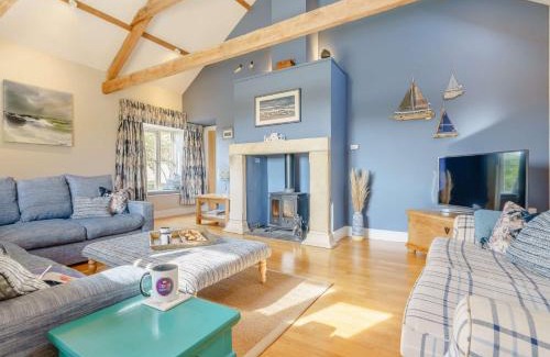 Belford House | 4 Bed in Bamburgh 83373