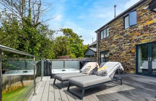 Poughill House | 4 Bed in Bude 89355