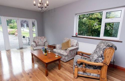Clonbur House | 4 Bed in Clonbur oc-ii16388