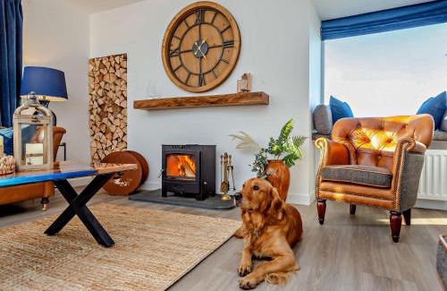 Hunspow House | 4 Bed in Huna 95612