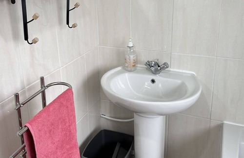 Slough House | 4 bed near Windsor