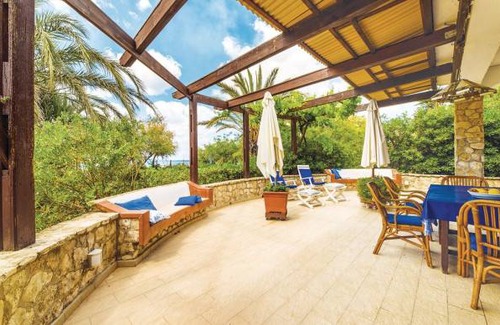 Contrada Cipollazzo House | 4 bedroom accommodation in Menfi AG