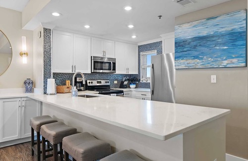 Fort Walton Beach - Destin Condo | 4 Bedroom/3 Bath With Amazing Views, You can Have It All! Modern Condo designed for comfort and Sty