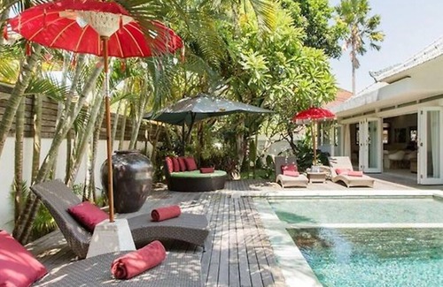 Kuta Villa | 4 Bedroom, 4 Bathroom Tropical Villa in Seminyak with Large Private Pool