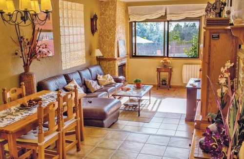 El Mas Mora House | 4 bedroom accommodation in Tordera