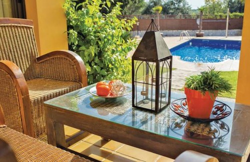 El Mas Mora House | 4 bedroom accommodation in Tordera
