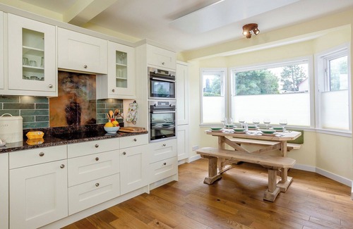 Boat of Garten Cottage | 4 bedroom accommodation in Boat of Garten, near Aviemore