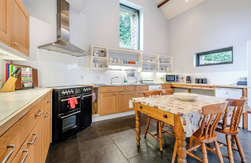Llangadog Cottage | 4 bedroom accommodation in Gwynfe, Llangadog